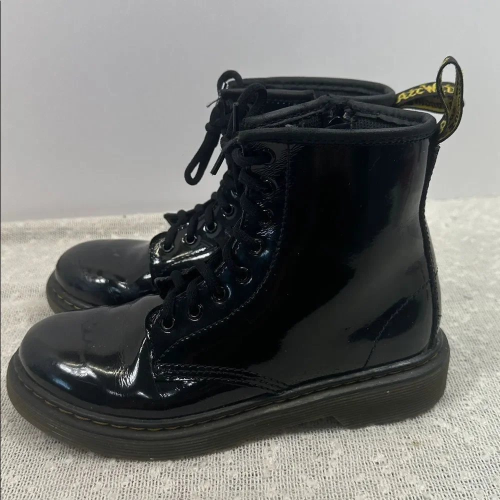 DR MARTENS Junior 1460 Patent Leather Lace Up Boots Shoes Child size 2